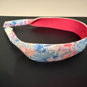 Lilly Pulitzer Floral Sunglass Strap - Blue and Pink